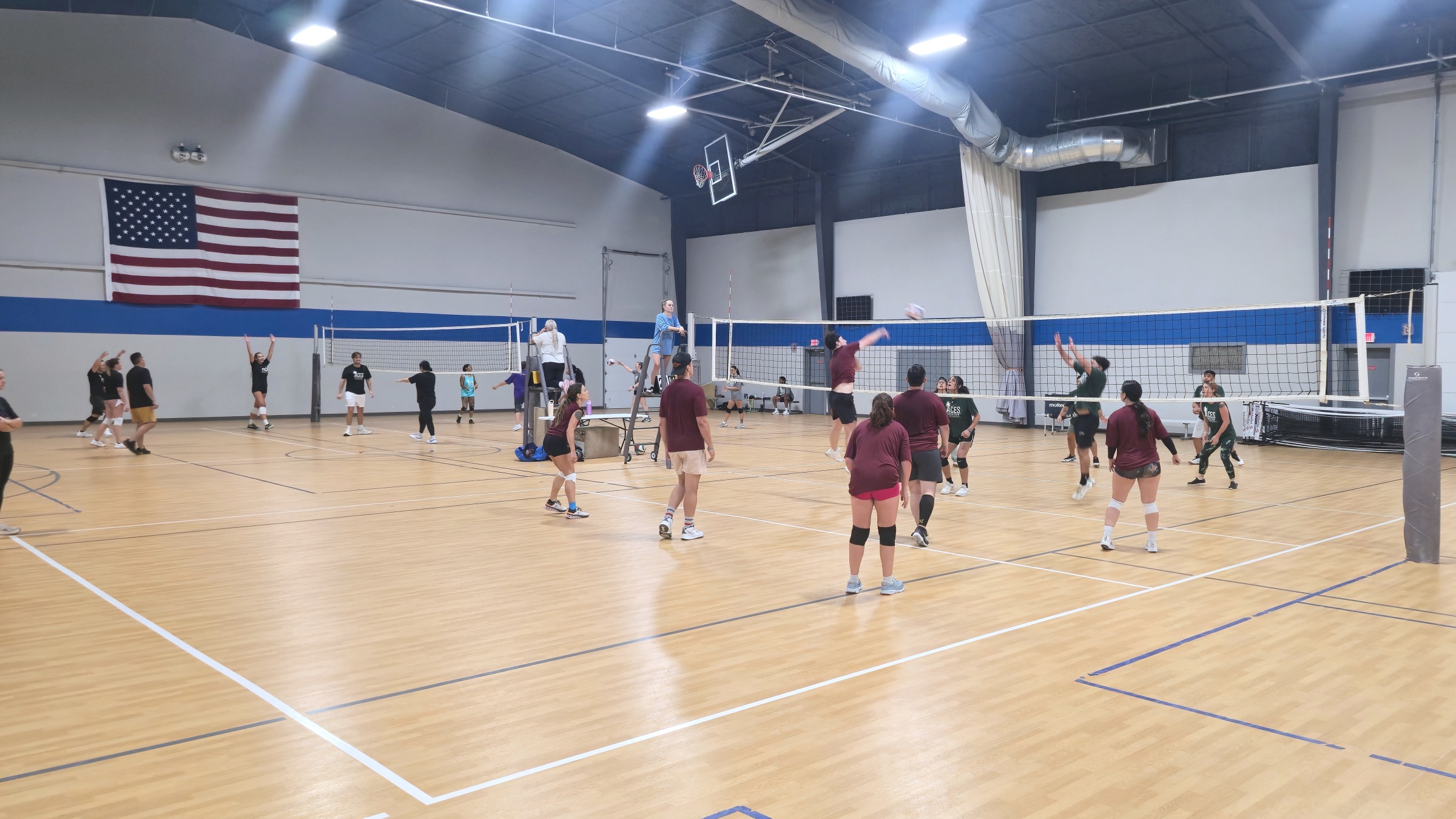 Indoor Buda - Court 3 (s)